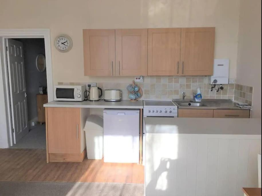 Spacious 1 Bedroom Apartment Near Seafront Penzance Eksteriør billede